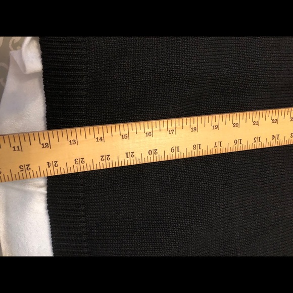 Black Christmas Sweater. New no tags. - Picture 5 of 6